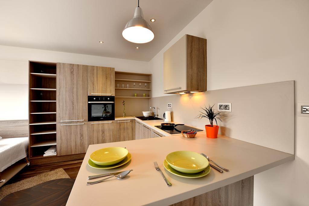 Ambiente Serviced Apartments - Dunajska Bratislava Exterior photo